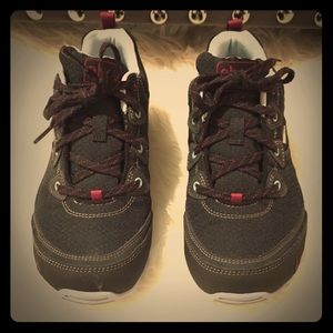 Women’s AHNU W Sugarpine Waterproof Hiking Shoe.